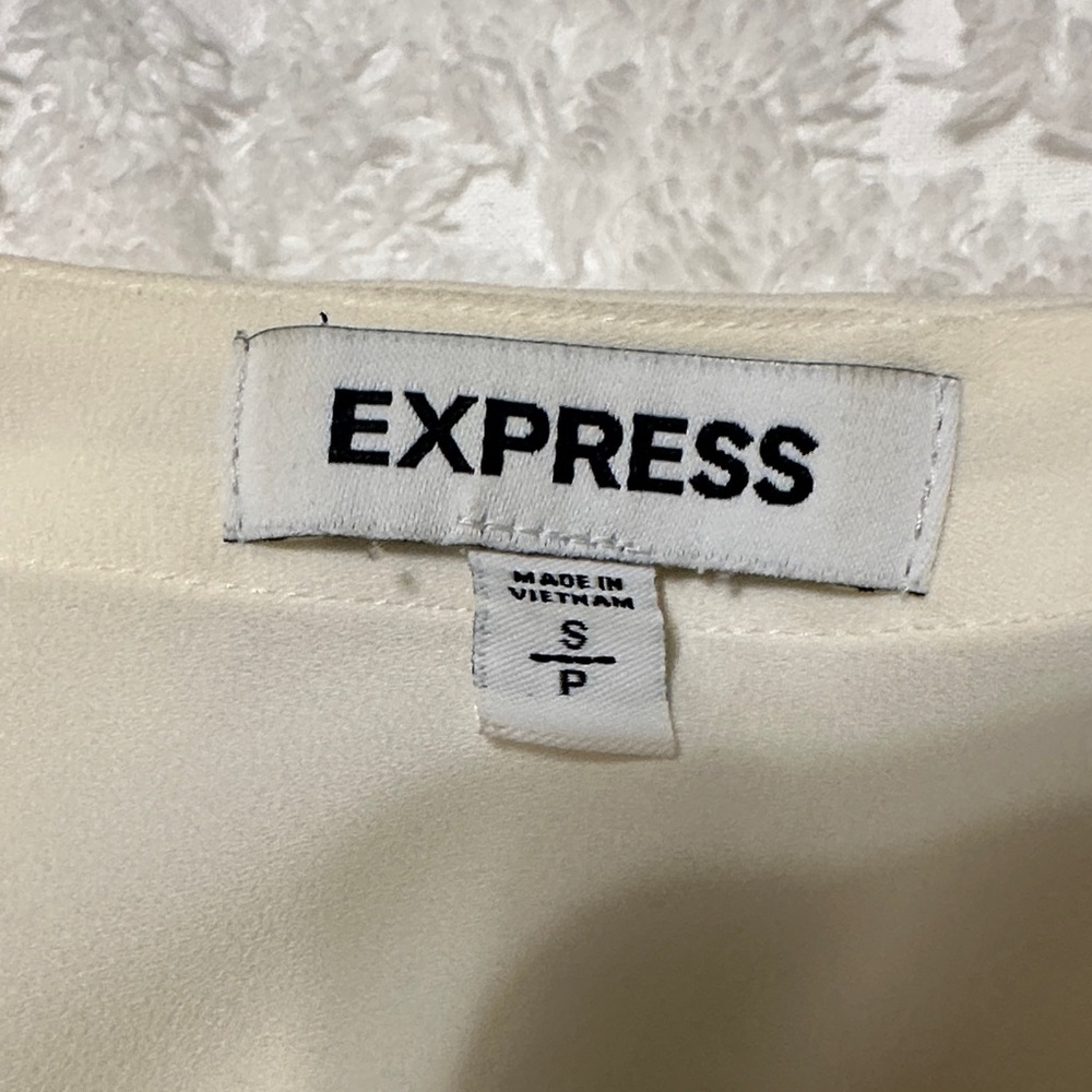 Express Ivory Button-Down Blouse - Picture 2 of 4